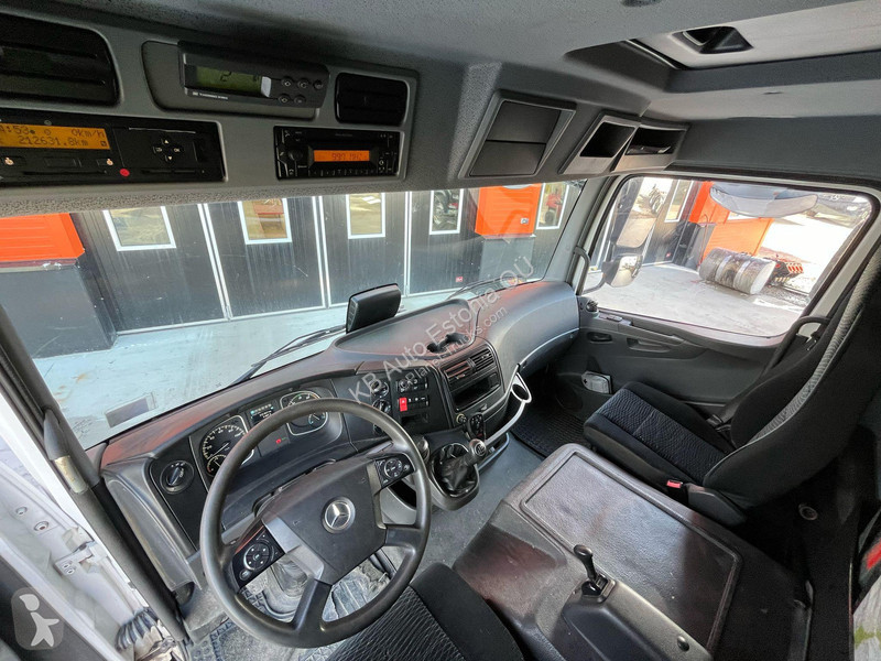 Camion Mercedes 1018 4x2 THERMOKING / BOX...