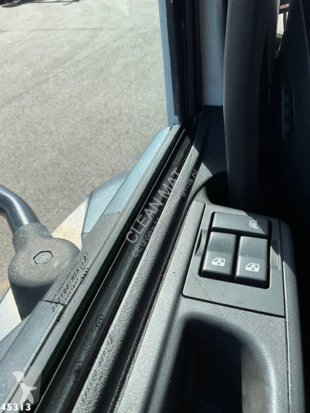 Kamion Renault D 220 Euro 6 Fassi 2,3 Tonmeter...