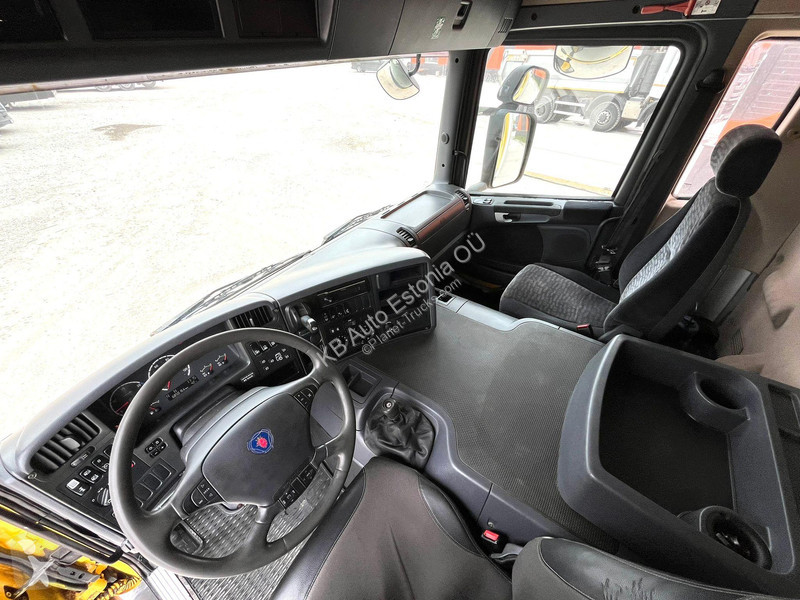 Lastbil Scania P 270 4x2 BOX =7475 mm