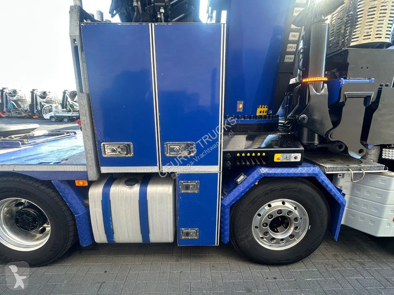 Camion Volvo 8X4 TREKKER / BAKWAGEN MET...