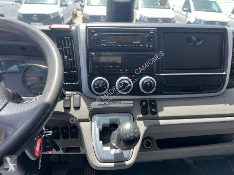 Camion Mitsubishi Fuso