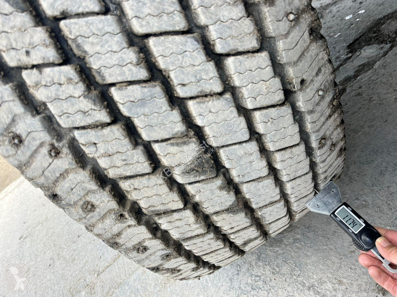 Kamion Volvo 540 8x4 RETARDER / TANDEM AXLE...