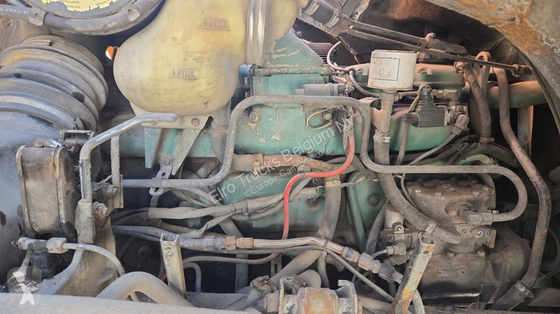 Camion Volvo 10 - 320 (10500L + 1500L / 10...