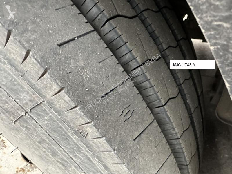 Vrachtwagen met aanhanger Mercedes PK19.001 SLD C