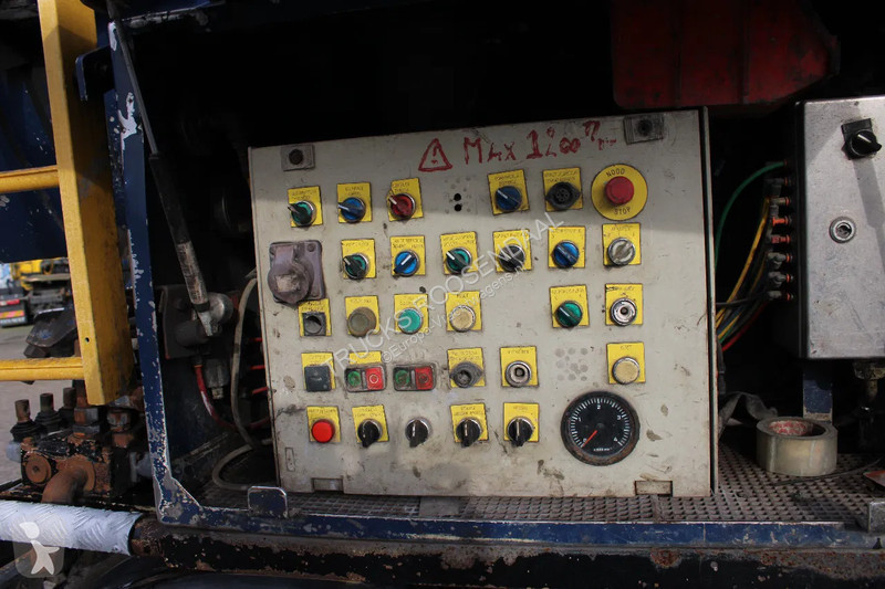 Kamion Volvo 12340 + ADR + stokota 14.000L +...