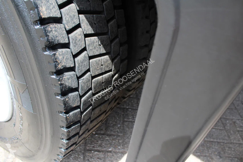 Vrachtwagen Volvo 280 + 19 T + LIFT + EURO 6 +...