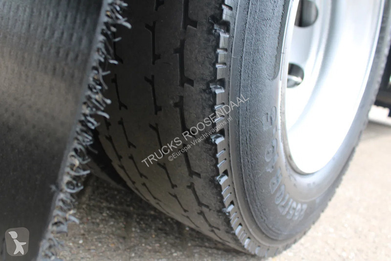 Kamion Iveco 120E18 + LIFT + EURO 6 + 10 PIECES...