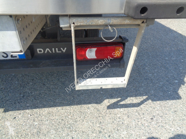 Camion Iveco DAILY 35C16