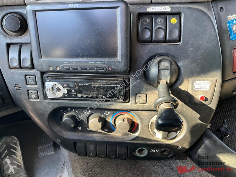 Camion DAF FAD  8x4 Euro 5 met HIAB XR 26 Ton...