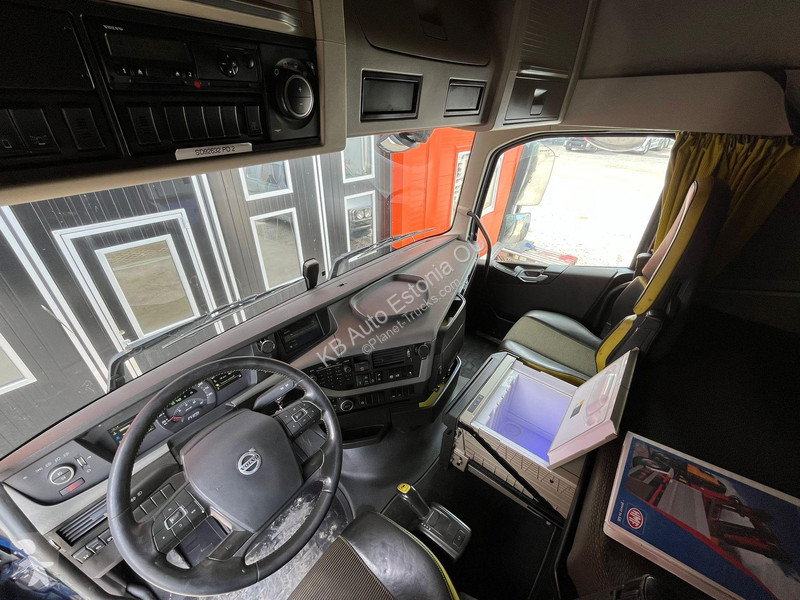 Lastbil Volvo 650 8x2*6 HMF 6020K-RC + JIB /...