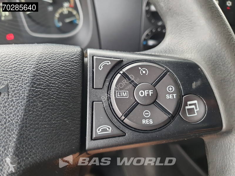 Kamion Mercedes 1524 4X2 15t 6-Cyllnder Tail...