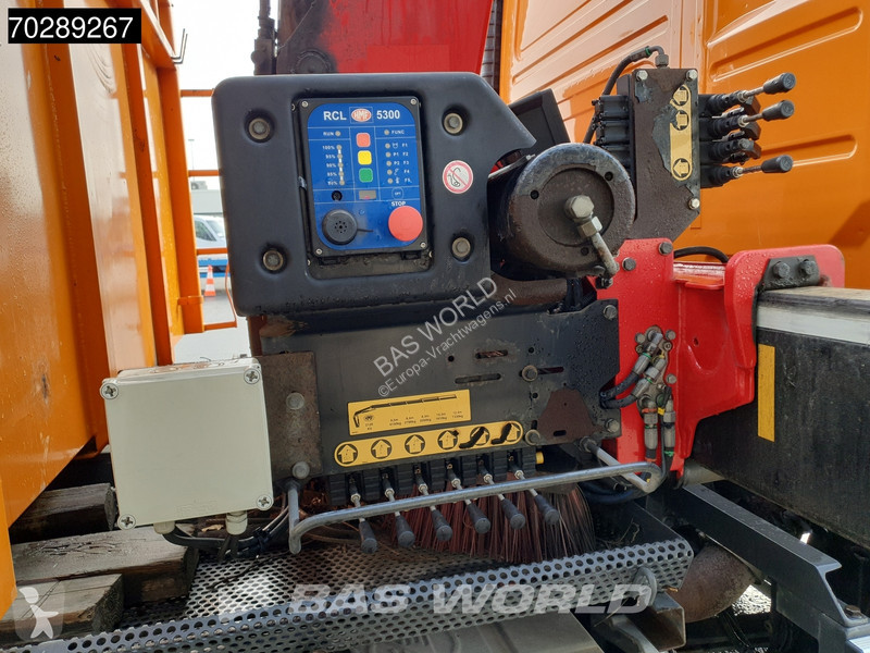 Kamion Volvo 420 6X2 Combi HMF 2120 K 4 Crane...