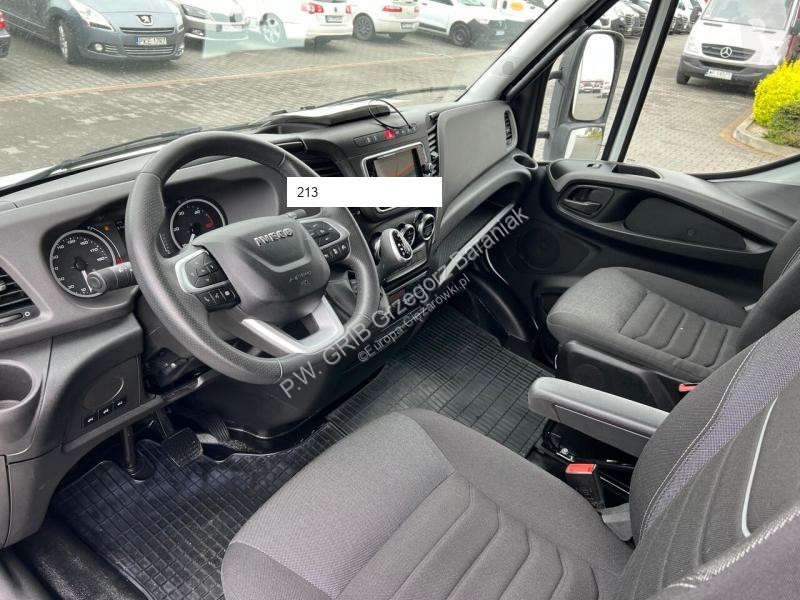 Véhicule utilitaire Iveco DAILY 72C18 70C18...