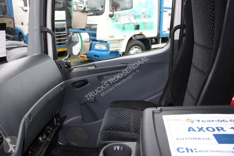 Kamion Mercedes 1018 + LIFT