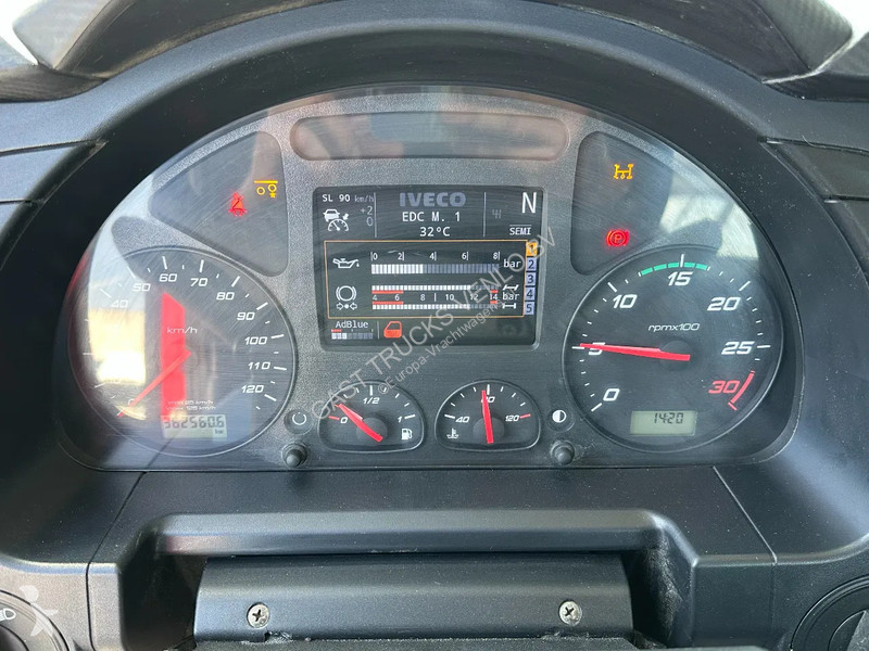 Camion Iveco 400 6x2 HMF 1720 K3 Kraan Met 24T...