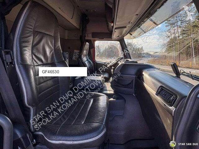 Kamion Volvo FMX 500 8x2 Effer 585 Fly Jib...