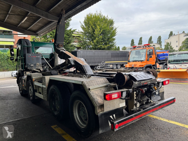 Kamion Volvo fmx-500    8x4r