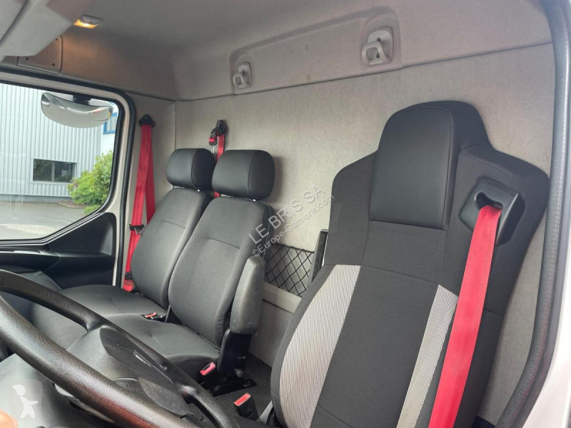 Lastbil Renault  D250 NARROW / D16