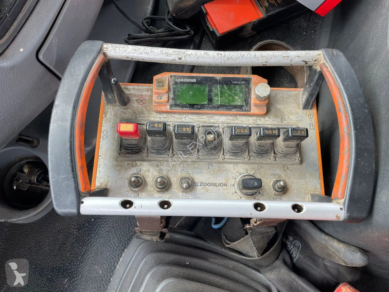 Camion Mercedes 4141 MP3 Concrete Pump 52...