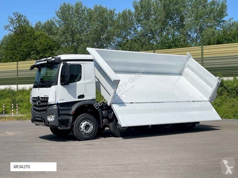 Kamion Mercedes EMK-3