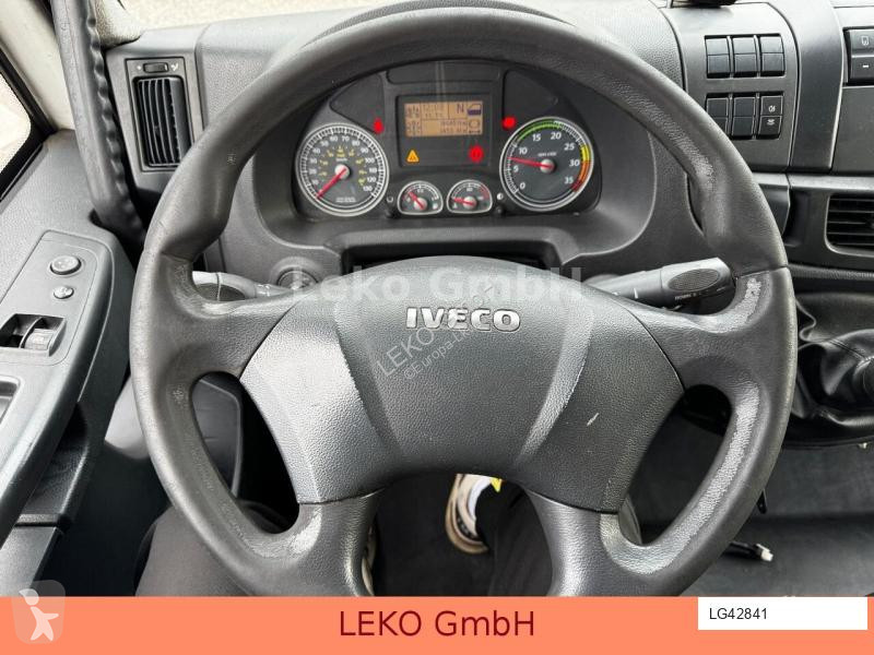 Kamion Iveco 120 E 18