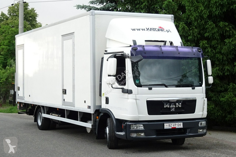Camion MAN TGL12.220 Euro 5 kontener 19 palet...