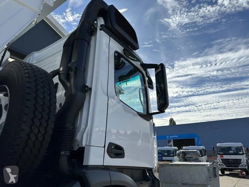 Kamion Mercedes 4140 K 8x4 Meiller Tipper