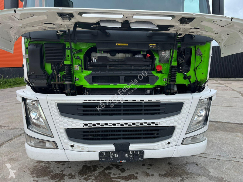 Kamion Volvo 6x2 RETARDER BOX L=7672
