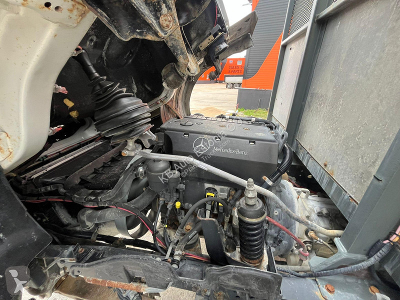 Camion Mercedes 1018 4x4 ONLY 32281 km ! / FULL...