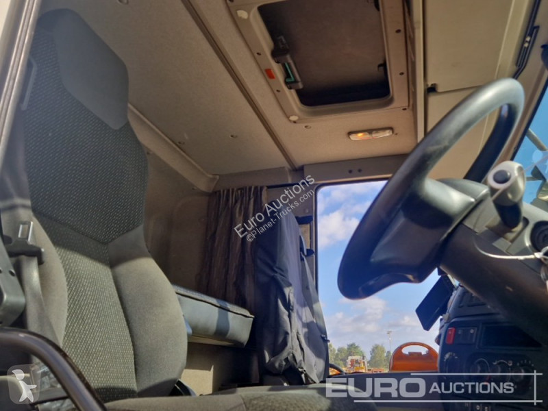 Camion  CF310