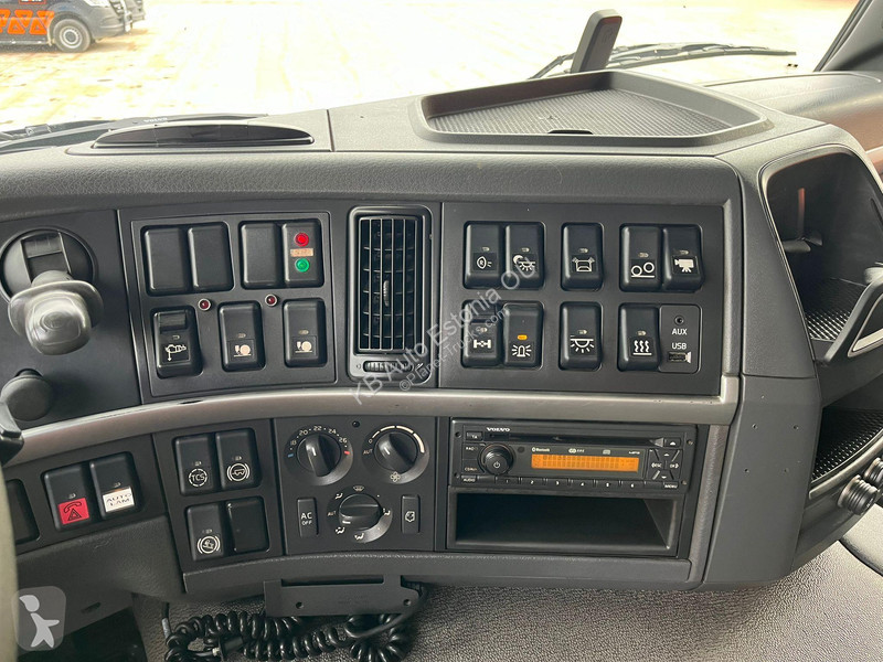 Kamion Volvo FM 500 6x2*4 HIAB 20 TON / L= 5300 mm