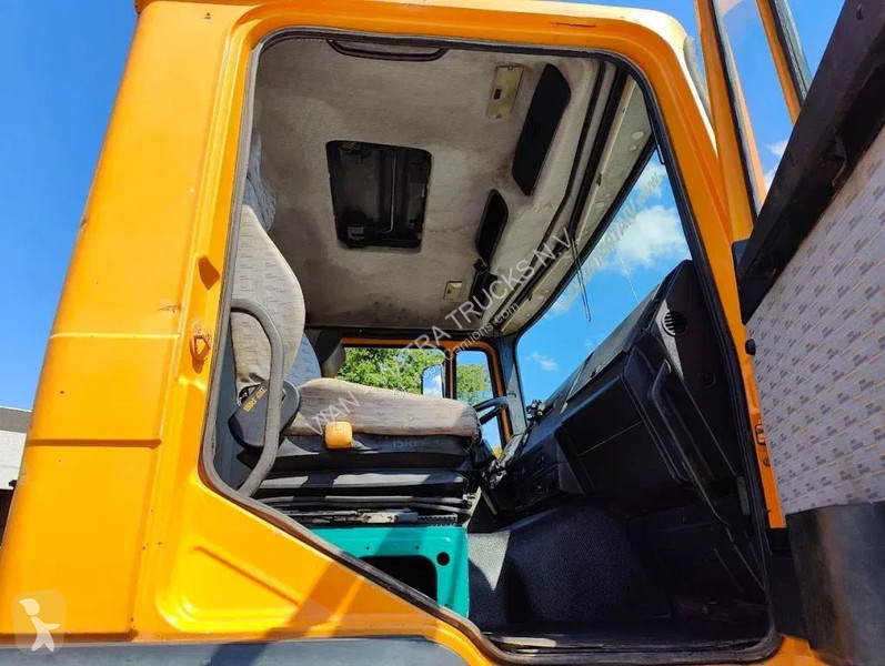 Vrachtwagen MAN DFA 6X6