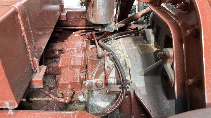 Camion Renault 385 (POMPE MANUELLE / MANUAL...