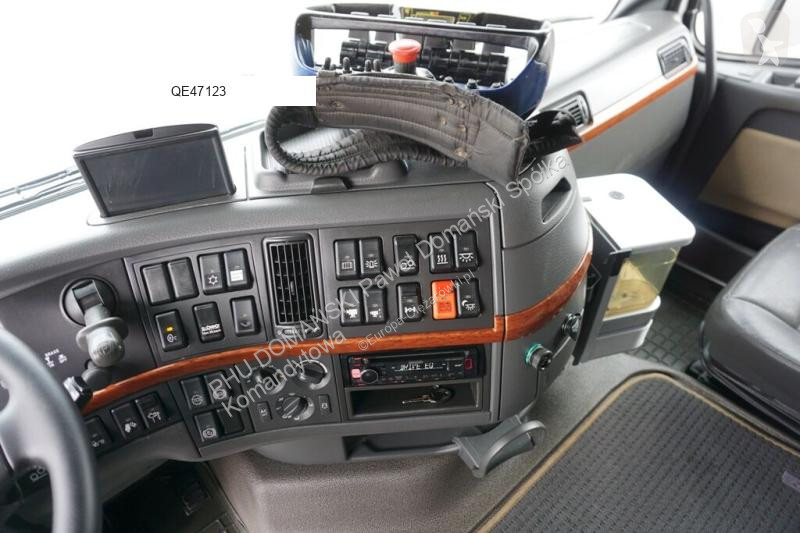 Kamion Volvo 85 + JIB J 1204.20