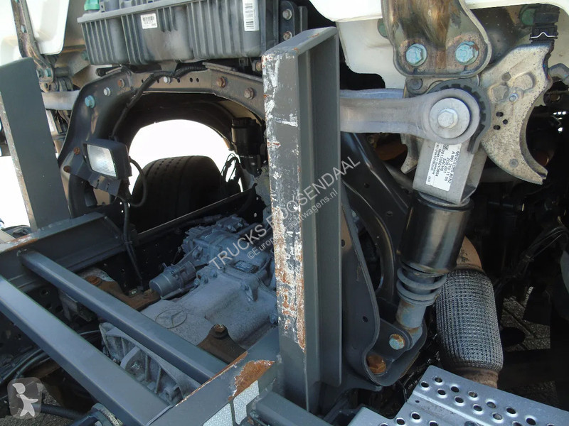 Camion Mercedes 1924 + lift + euro 6