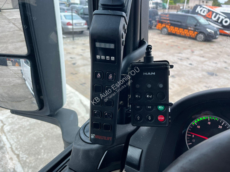 Kamion MAN 26.500 6x2*4 HIAB XR 21 ton /...