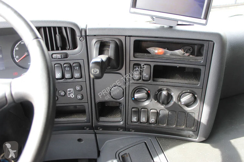 Camion Scania P320 * EURO5 * 6X2 * CARRIER...