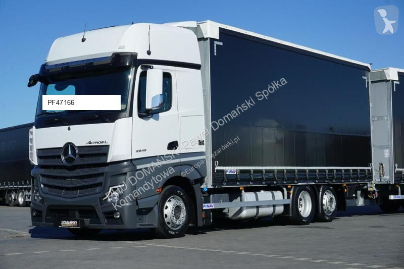 Kamion s návěsem Mercedes / TANDEM