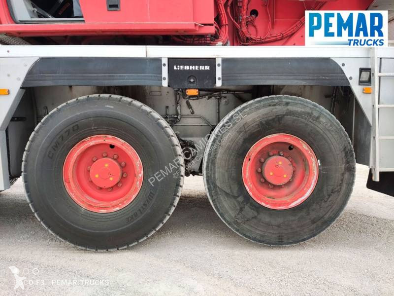Grua Liebherr 1045-1