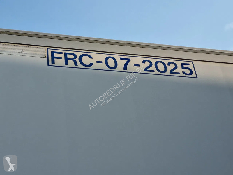 شاحنة Mercedes 1221 Kuhlkoffer/ Carrier 850/...