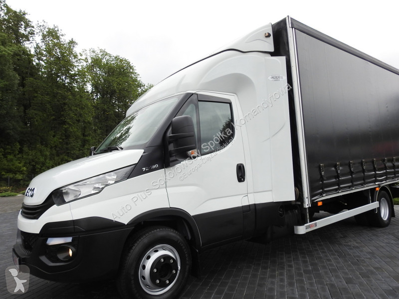 Furgoneta Iveco 70C18 DAILY