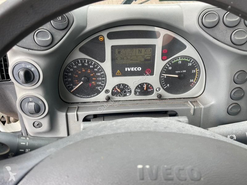 شاحنة Iveco...