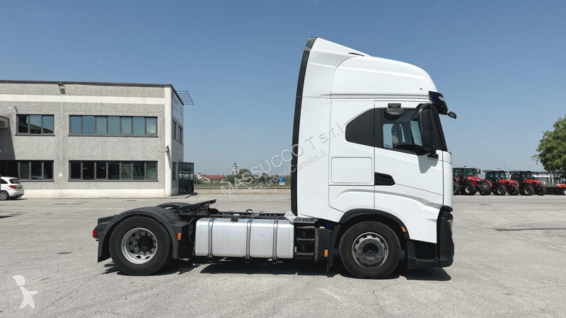 Camion Iveco 490 4x2