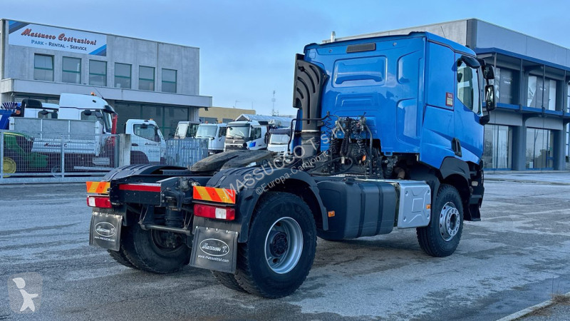 شاحنة Renault K 460 4x2