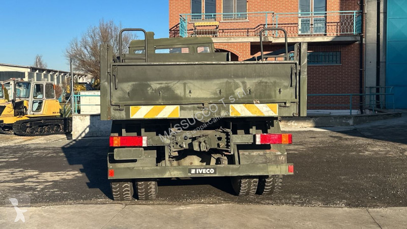 شاحنة Iveco 6x4