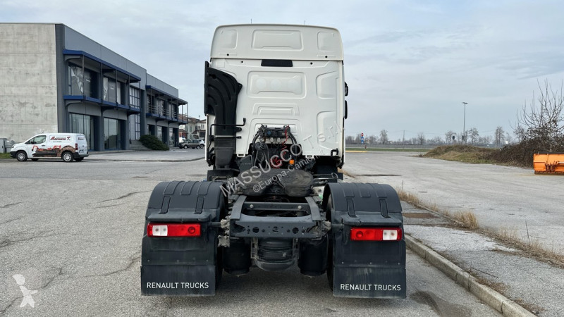شاحنة Renault T460 4x2