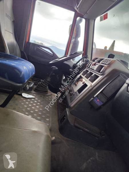 شاحنة Iveco