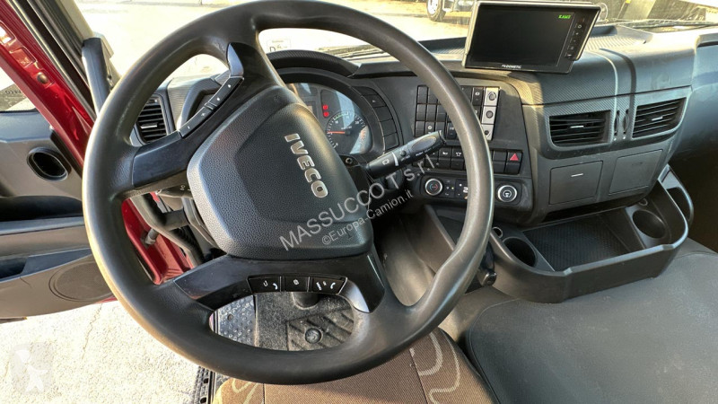 Camion Iveco TRAKKER 450 6x4