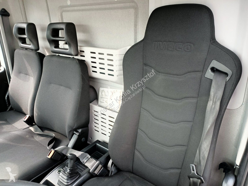 شاحنة Iveco ML120E18 4x2 Roadside Assistance