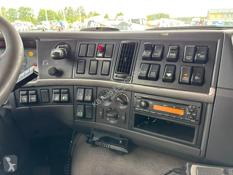 Camion Volvo FM 450 6x2*4 HMF 2420 K5 / PALIFT...